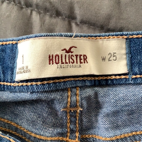 Hollister distressed shorts - Picture 4 of 4